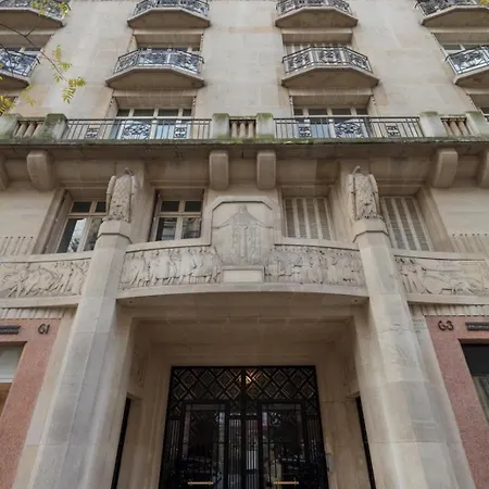 Eiffel Tower - Prestigious 2Br - Terrace *